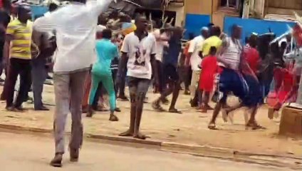 Nijer'de Darbe Girişimi: İktidar Partisi Binaları Yağmalandı, Bazı Binalar Ateşe Verildi