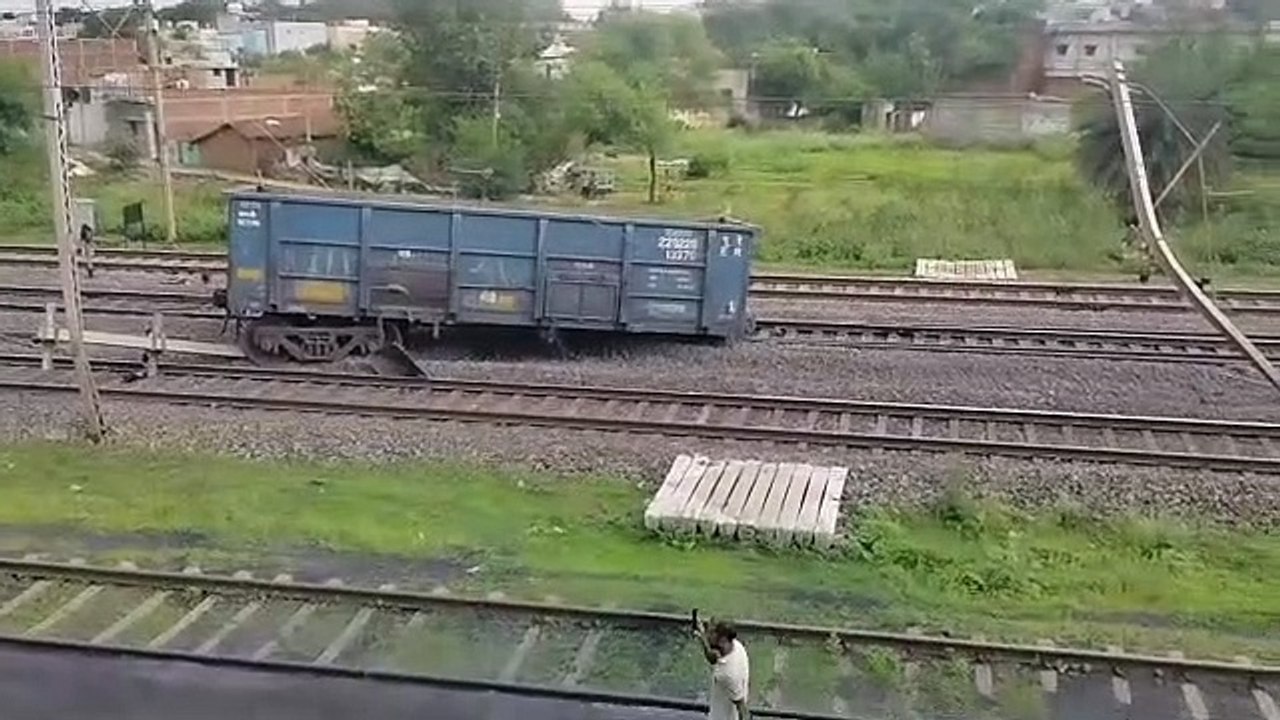 Goods train fell from Dhadam after passing 49 c...