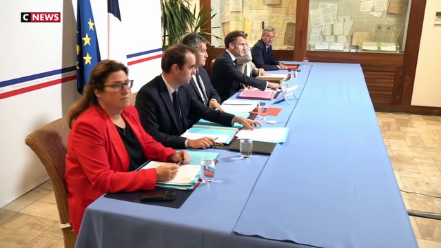Vacances des ministres : quelles règles doivent-ils respecter ?