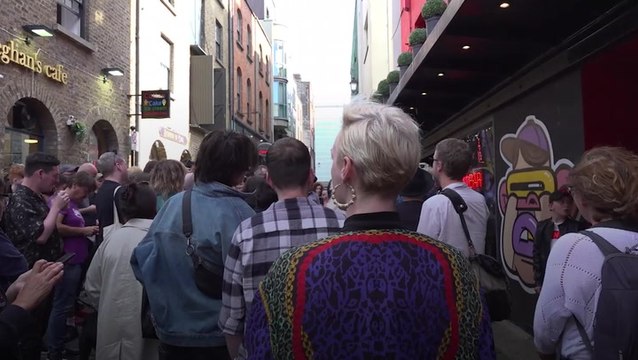 ‘Nothing Compares 2 U’: Heartbroken fans sing Sinead O’Connor hit at Dublin’s Wall of Fame tribute
