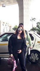 Nushrratt Bharuchha looks cute in black outfit!