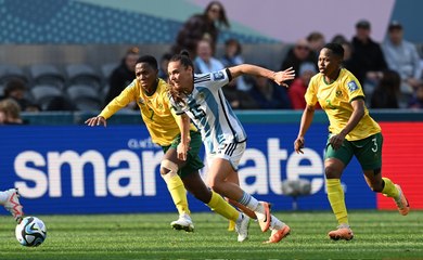 الأرجنتين تنتزع التعادل من جنوب إفريقيا