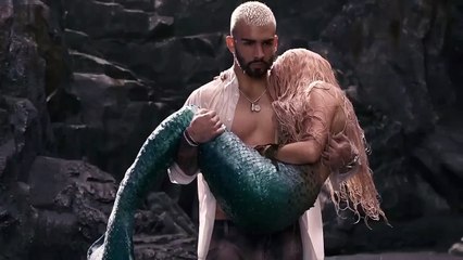 Shakira a été aperçue en train de nager dans la rivière avec le chanteur Rauw Alejandro