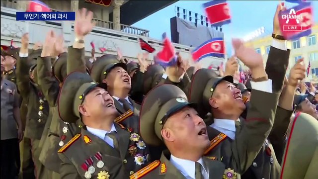 북, 미국 무인기 빼닮은 신형 무인기 과시