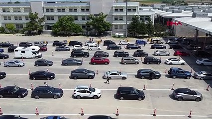 Gurbetçiler Kara Yoluyla Ülkeye Giriş Yapıyor