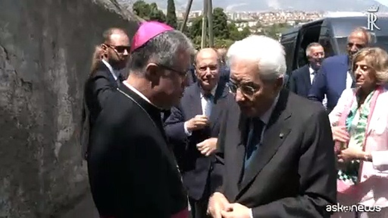 Mattarella a Palermo visita Santa Maria del Ges? incendiata