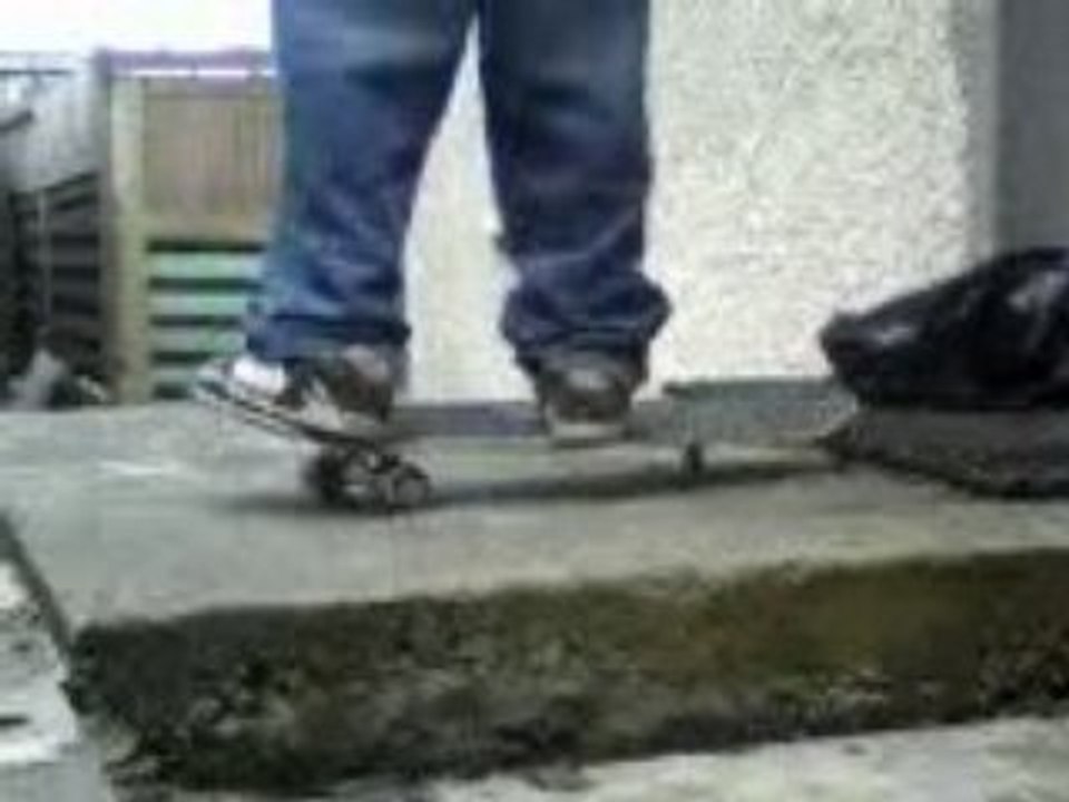 Ollie en skate mono truck XD