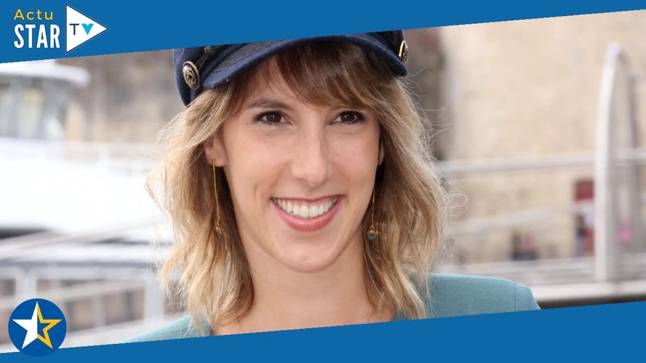 Léa François : Bébé, bateau, fruits de mer... A...