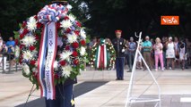 Meloni al cimitero di Arlington rende omaggio ai militari italiani caduti
