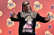 Snoop Dogg dona generosamente 10.000 dólares a una anciana de 93 años