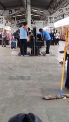 Food served by shining false disposal box in the station