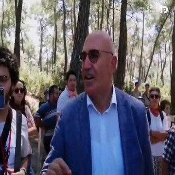 CHP'li Tanal, CHP'liler tarafından yuhalandı