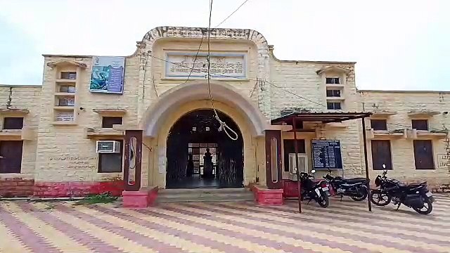 Medical and Health Department: सरकारी अस्पतालों में जांच-दवा मुफ्त, पैनी नजर से देखे कौन?