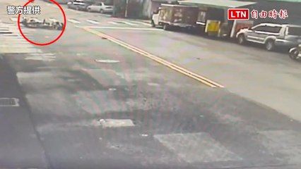 國中生騎YouBike逆向撞機車騎士 雙雙倒地受傷(警方提供)