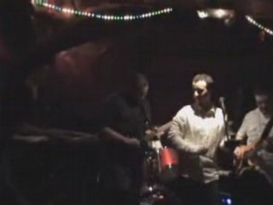 Distant Earth - Young Lust (Pink Floyd Cover)