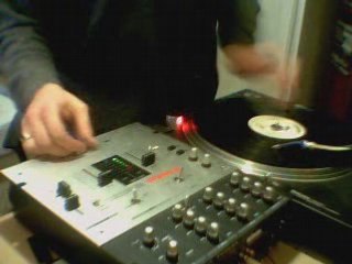 DJ HIBOU SUR INSTRU A + ENJOY YOUR SELF