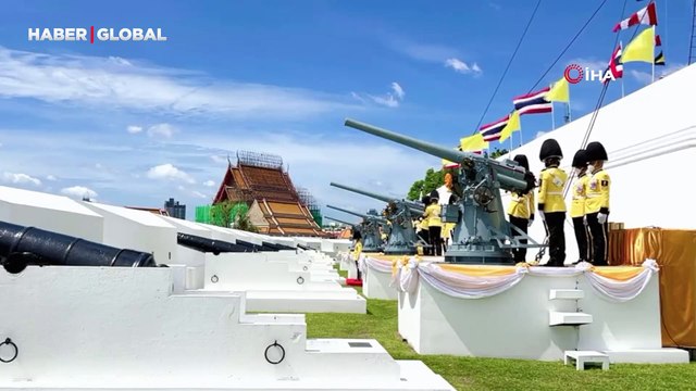 Tayland Kralı Maha Vajiralongkorn Bodindradebayavarangkun'a, görkemli doğum günü kutlaması