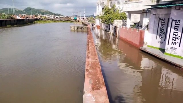 Ajmer Rain Forecast: सुबह हुई ताबड़तोड़ बरसात, अब सड़कें-कॉलोनी घिरीं पानी से