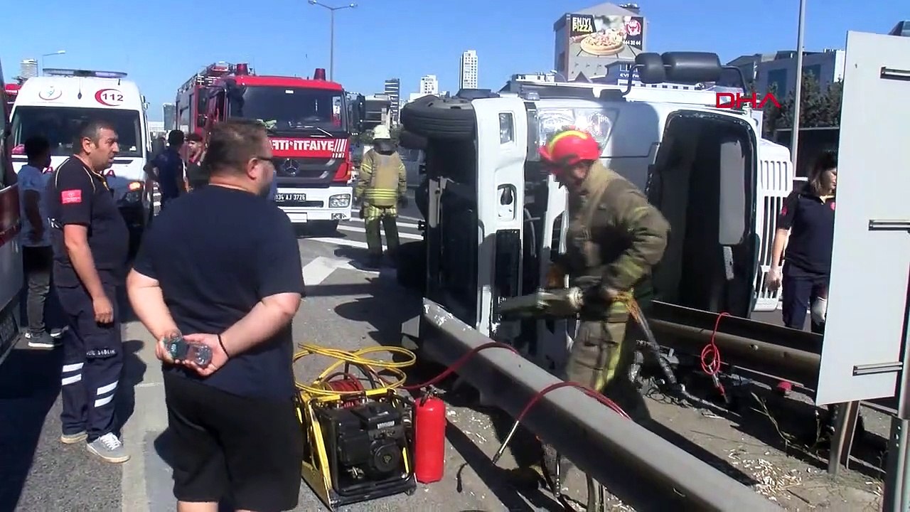 Accident de camion sur l'autoroute Ataşehir TEM