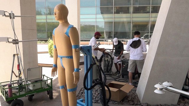 Schwitzender Roboter hilft Hitze-Belastung im Körper besser zu verstehen