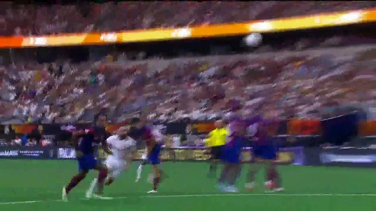ملخص مباراة برشلونة وريال مدريد 3 0 مباراة ودية