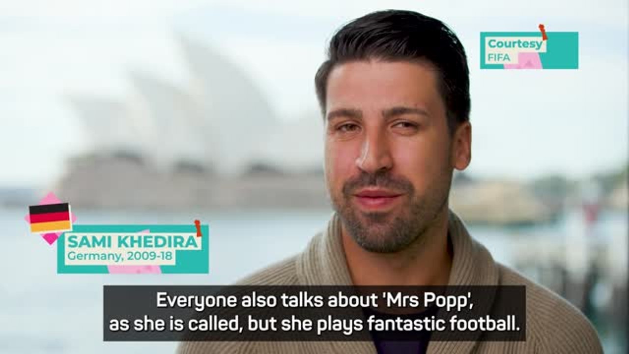The German men's team need a striker like Popp! - Khedira