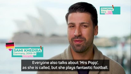 The German men's team need a striker like Popp! - Khedira