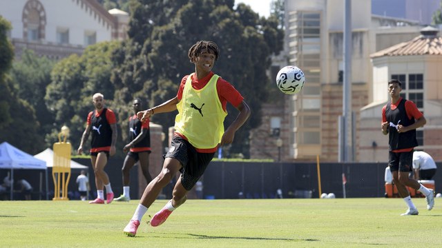 UCLA: le immagini dell'allenamento dei rossoneri
