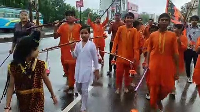 Kanwar Yatra 2023: बरसात मे निकली कावड़, हर सड़क गूंज उठा हर-हर महादेव...