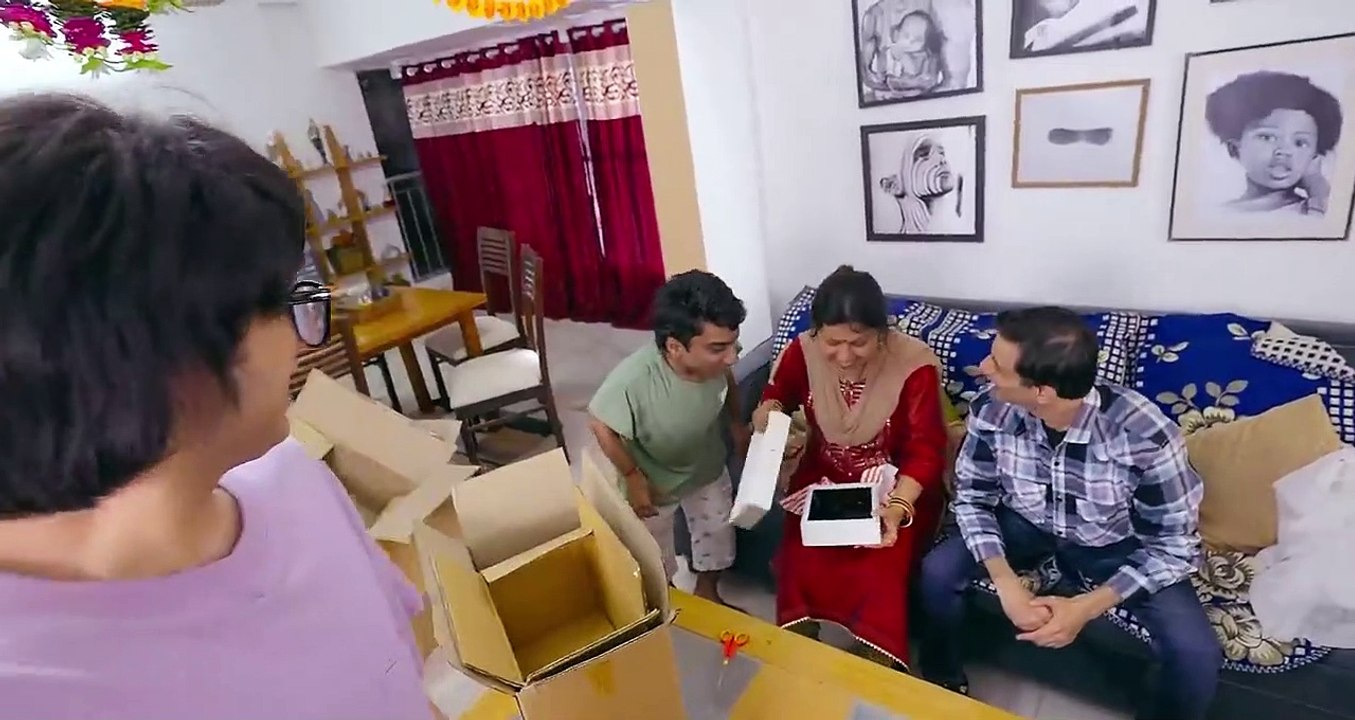 DAILY VLOGGERS PARODY  CARRYMINATI