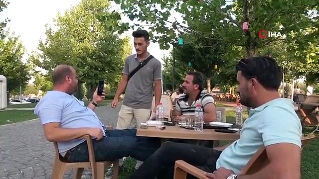 Kaybolan köpeğini bulmak için sokak sokak geziyor