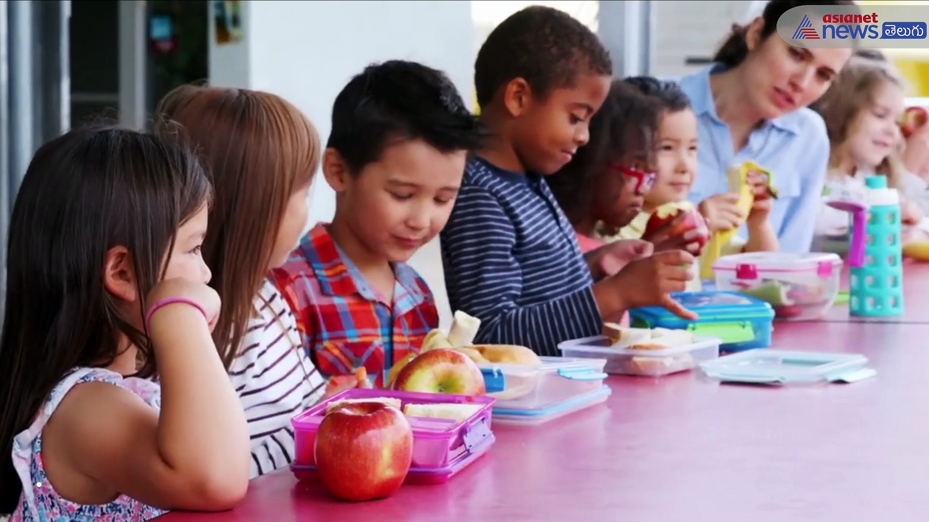 పిల్లల్లో మేధాశక్తి పెంచేందుకు ఈ ఫుడ్స్ తప్పకుండా పెట్టండి...