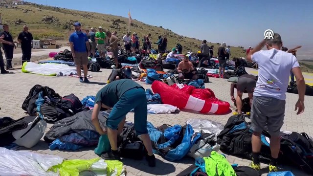 AKSARAY - Yamaç Paraşütü Dünya Kupası sporcularından Hasan Dağı'na övgü