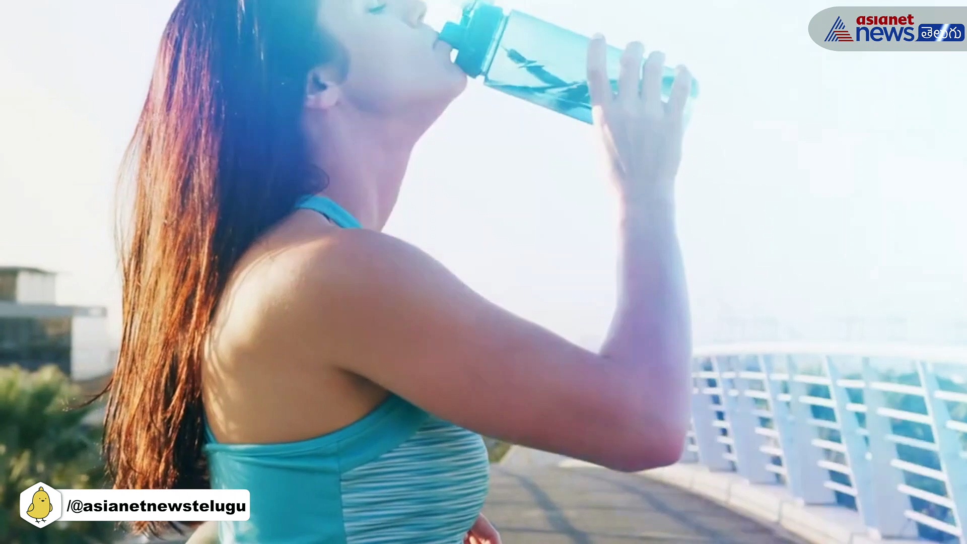 ఉదయం నిద్ర లేవగానే గ్లాసు నీటిని తాగితే ఎన్ని లాభాలో తెలుసా..?