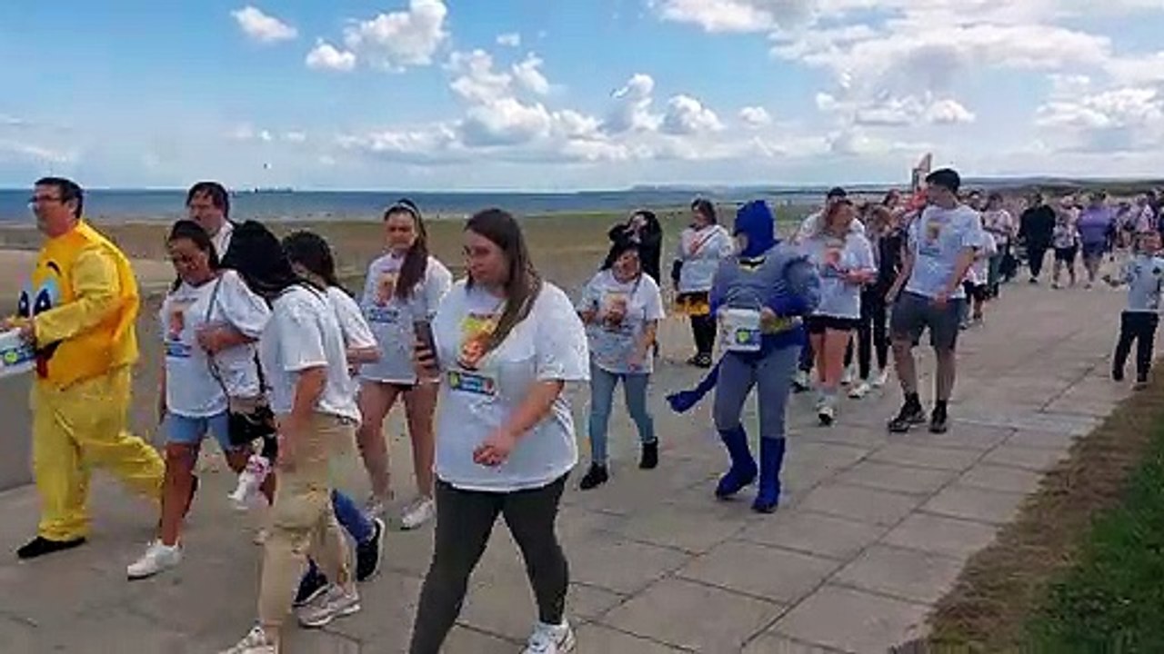 Smiley For Riley Walk Seaton Carew - video Dailymotion