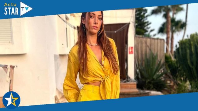 Delphine Wespiser fait grimper la température avec ses photos dans le désert, sa tenue choque des in