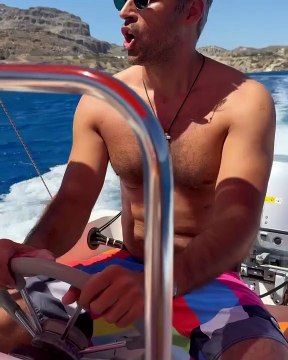 Αλέξης Παππάς: Ερωτικές διακοπές με τη σύντροφό του Έλενα - Στη Ρόδο με σκάφος!