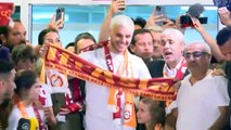 Icardi est officiellement à Galatasaray ! Un net de 6 millions d'euros sera versé pour chaque saison au joueur, qui est engagé pour 3 saisons.
