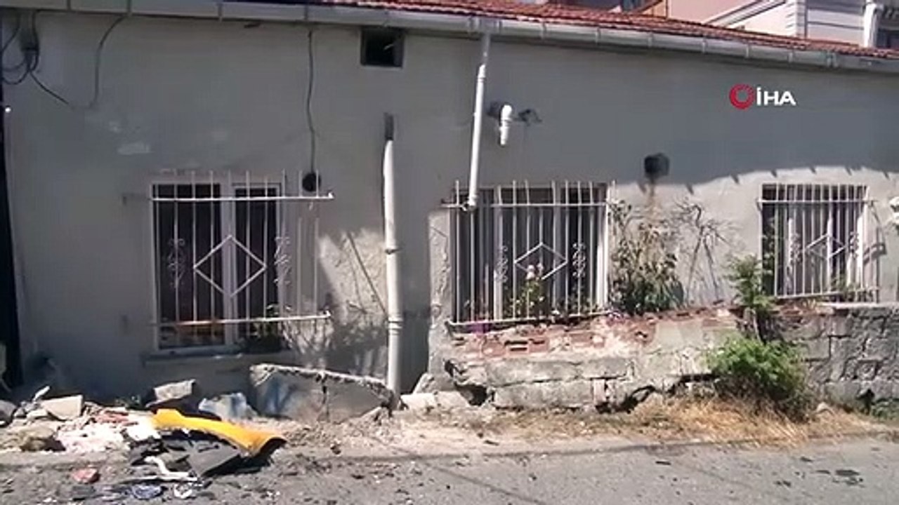 Ses ennemis tendent une embuscade et ouvrent le feu sur les passagers du taxi, le père de deux enfants en devient le chauffeur.