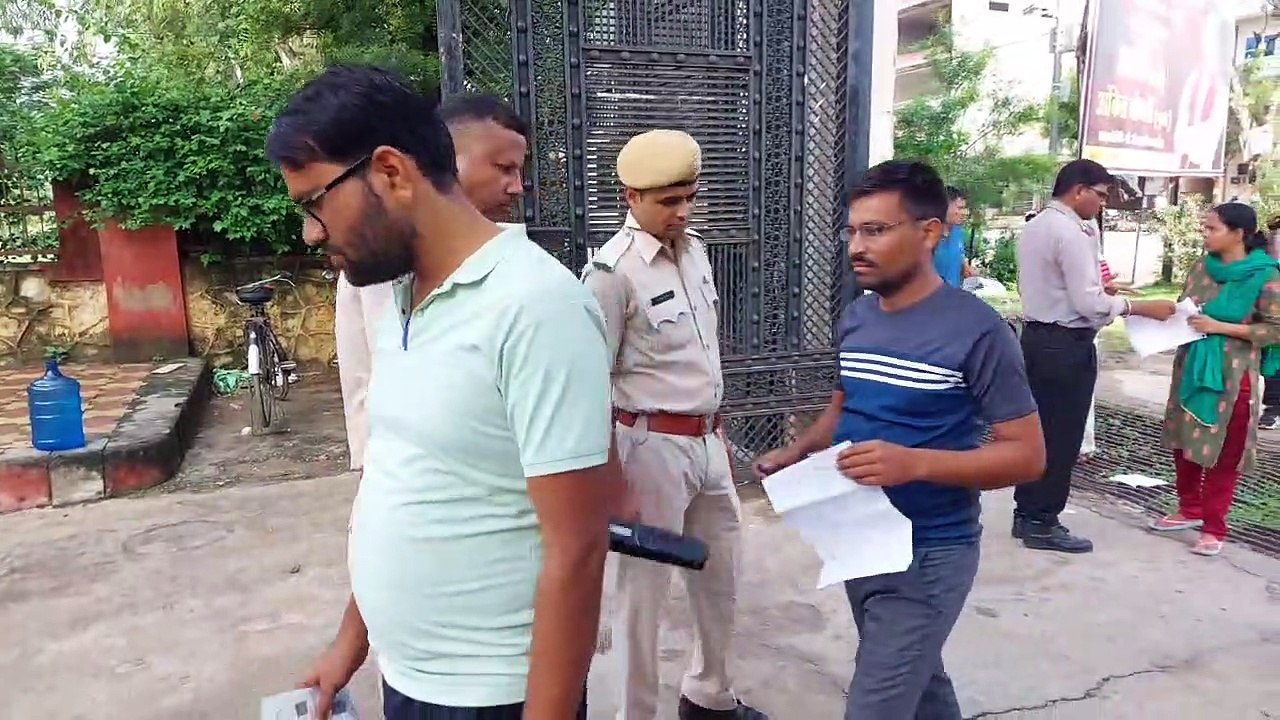 पेपरलीक से हताशा: आधे से भी कम अभ्यर्थियों ने दी वरिष्ठ अध्यापक प्रतियोगी परीक्षा