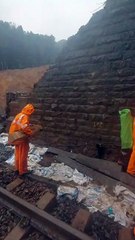 भारी बारिश से बाधित रेल मार्ग हुआ बहाल
