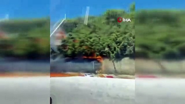 Araçtaki alevlerin ormana sıçraması ile çıkan yangına müdahale sürüyor