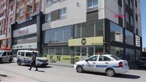 Kayseri'de Apartmanın Son Katından Düşen Genç Kız Hayatını Kaybetti