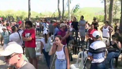 Muharrem İnce a rendu visite aux habitants d'İkizköy qui ont résisté à la coupe d'arbres à Muğla