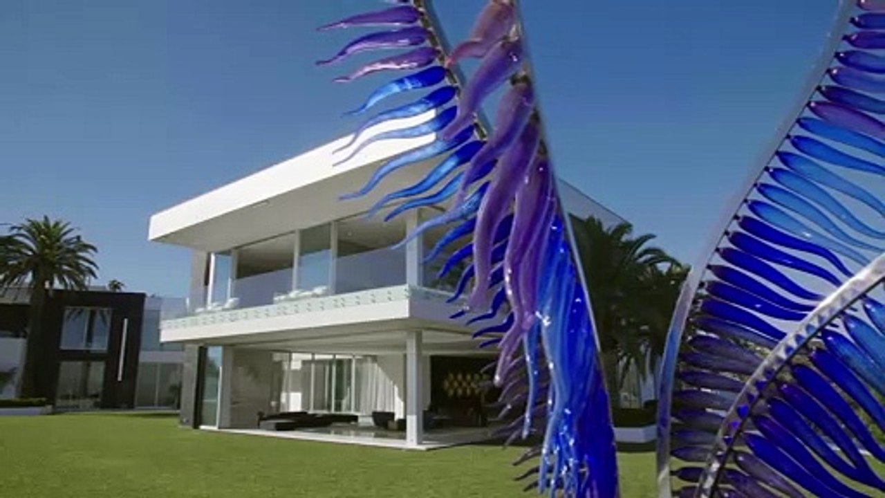The Largest and Biggest House in America