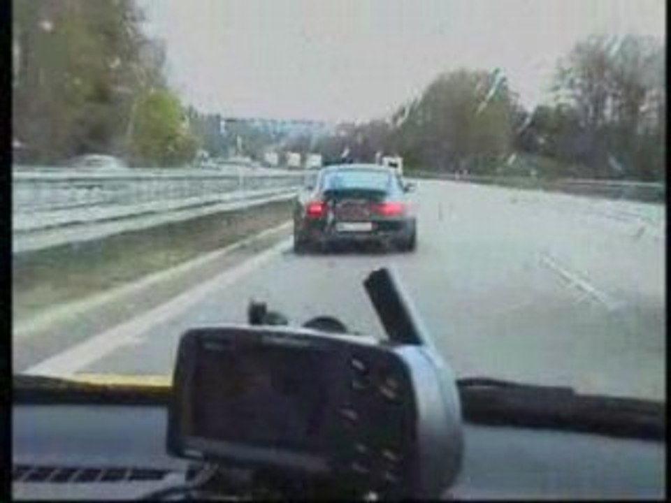 Porsche Carrera 4S vs Seat leon Cupra V6 T - 3