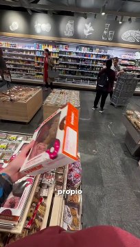 Jovem viaja até à Suíça e fica chocado com preços do supermercado