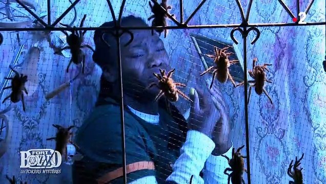 Fort Boyard : Vaimalama Chaves dirige Clarisse Agbégnénou dans la maison de poupées , alors qu'elle n'a pas voulu y aller l'année dernière.