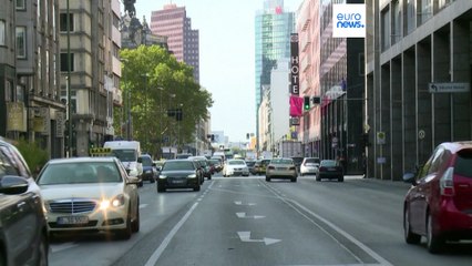 Sigue bajando la tasa de inflación en la UE pero los precios al consumo continúan subiendo