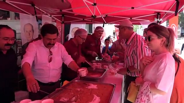 Denizli MHP'nin aşure hayrı binlerce kişiyi buluşturdu